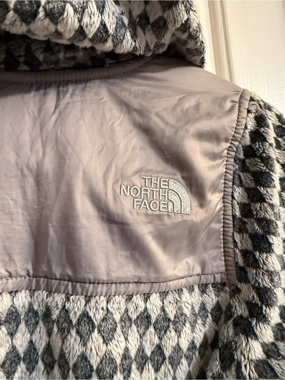 The North Face Kids Gray & Black Diamond-Pattern Fleece Jacket with Hood